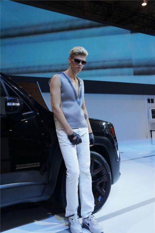 新闻头条明星八卦视频,明星八卦视频盘点，独家幕后花絮大揭秘