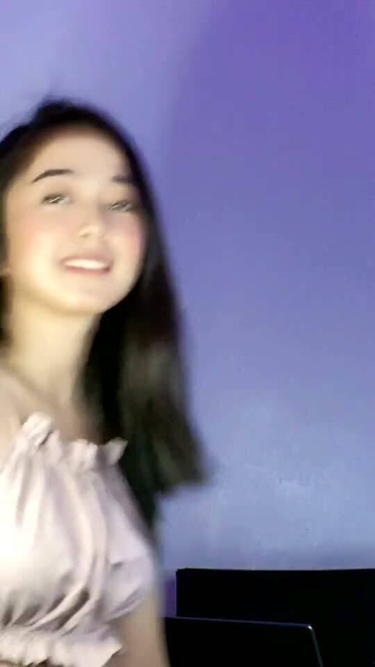 小眼睛网红煮菜是谁