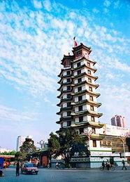 二七纪念塔吃瓜,见证历史与生活的交汇