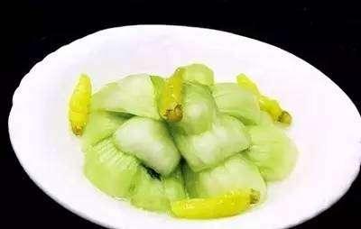 泡椒娱乐爆料准吗,揭秘娱乐圈真实内幕，准确性如何？