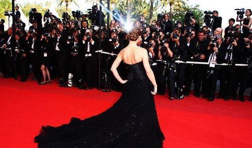 明星走红毯点评文案,明星走红毯点评集锦